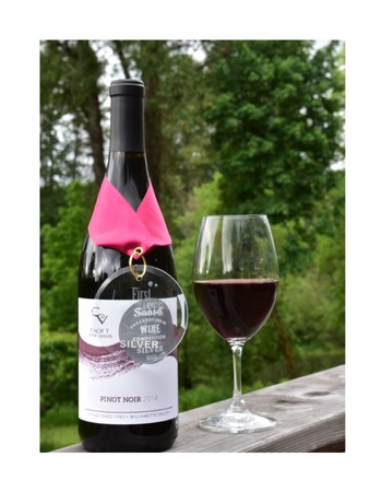 2014 Estate Pinot Noir